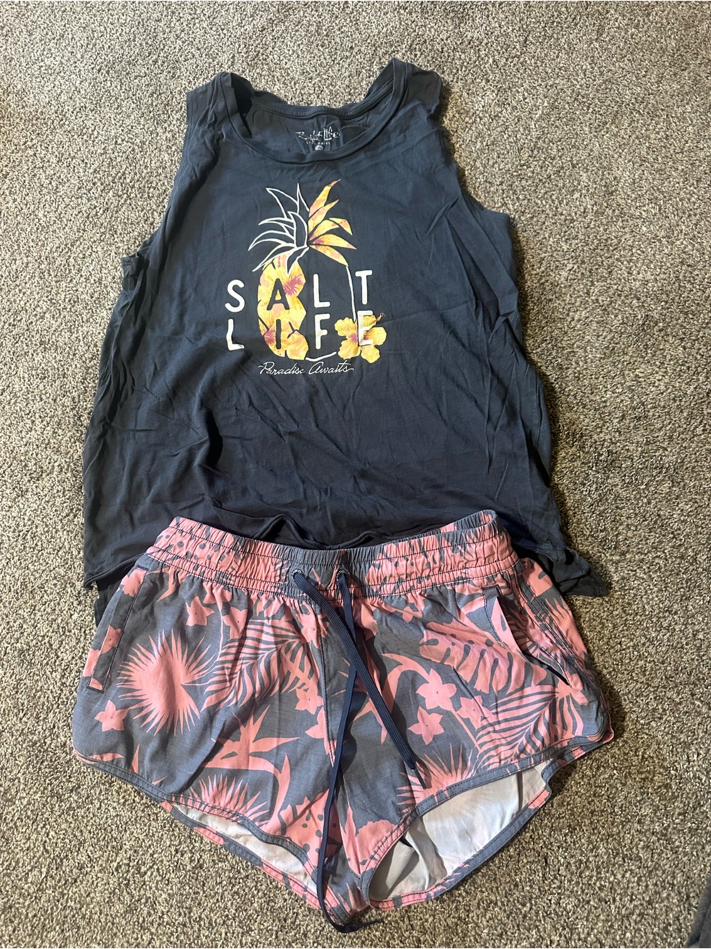 Salt Life Pink & Gray Tropical Print women’s  matching outfit